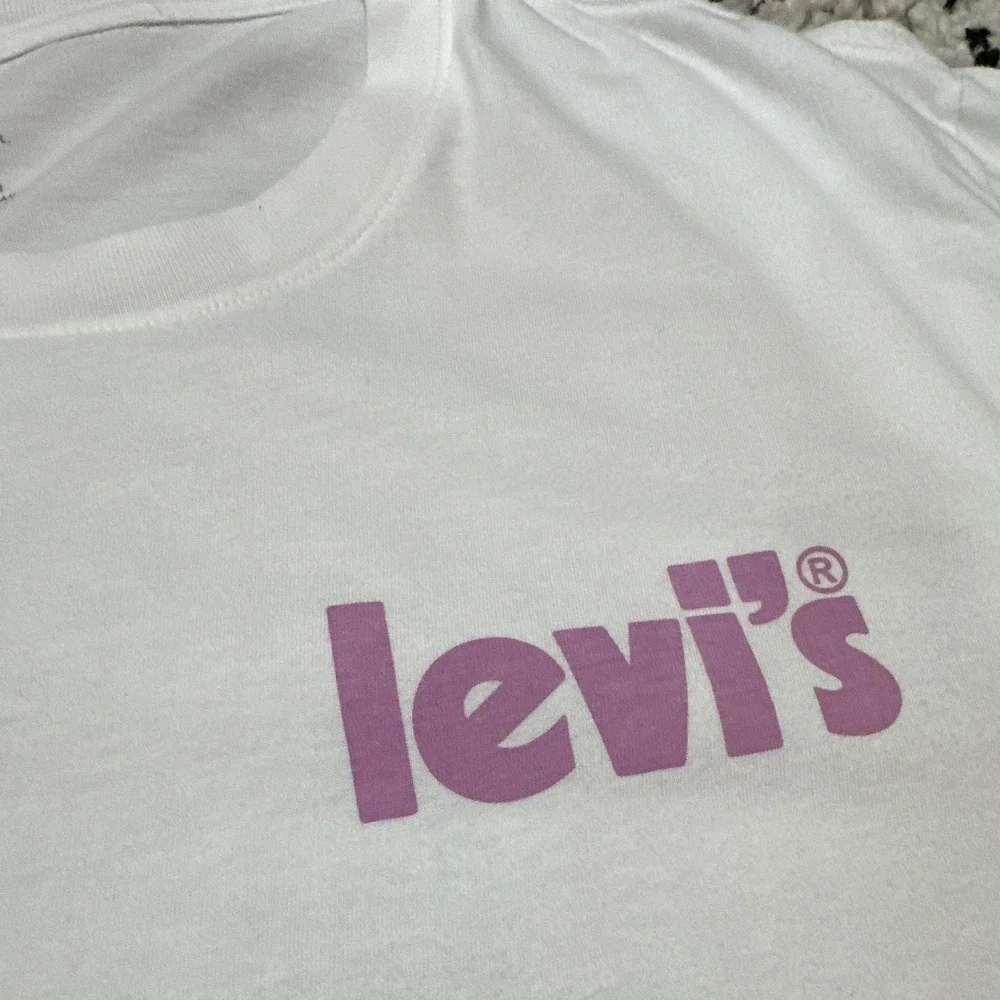 Levi's Men's White L Relaxed Fit Graphic Logo Crew Neck Short Sleeve Tee